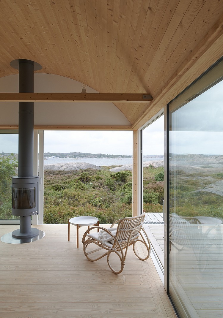 Slavik Summerhouse by Fahlander Arkitekt