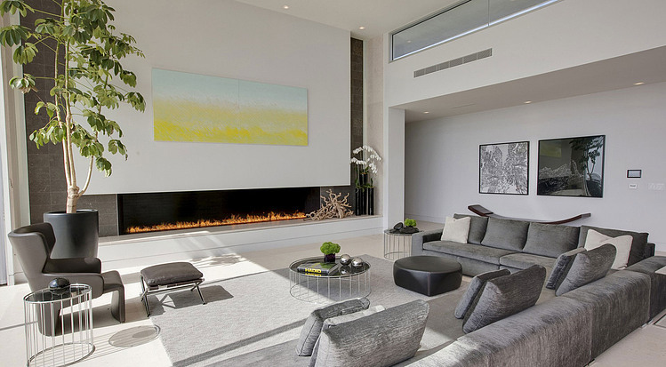 House in Beverly Hills by McClean Design