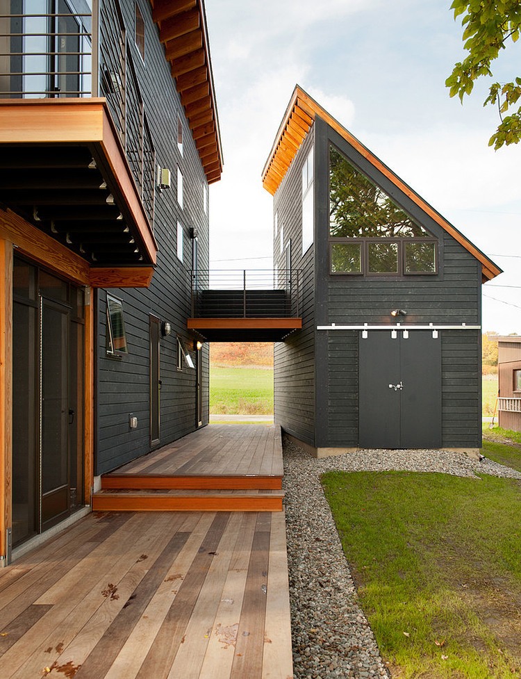 Projector House by CULTivation D.S