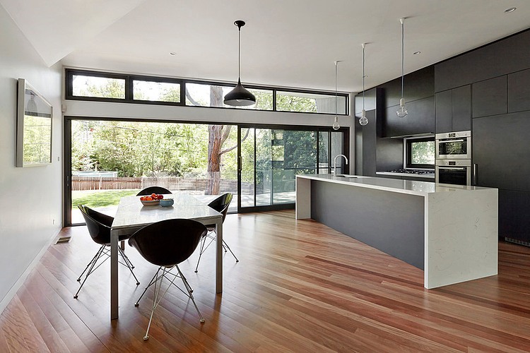 Narrabundah House by Adam Dettrick Architects