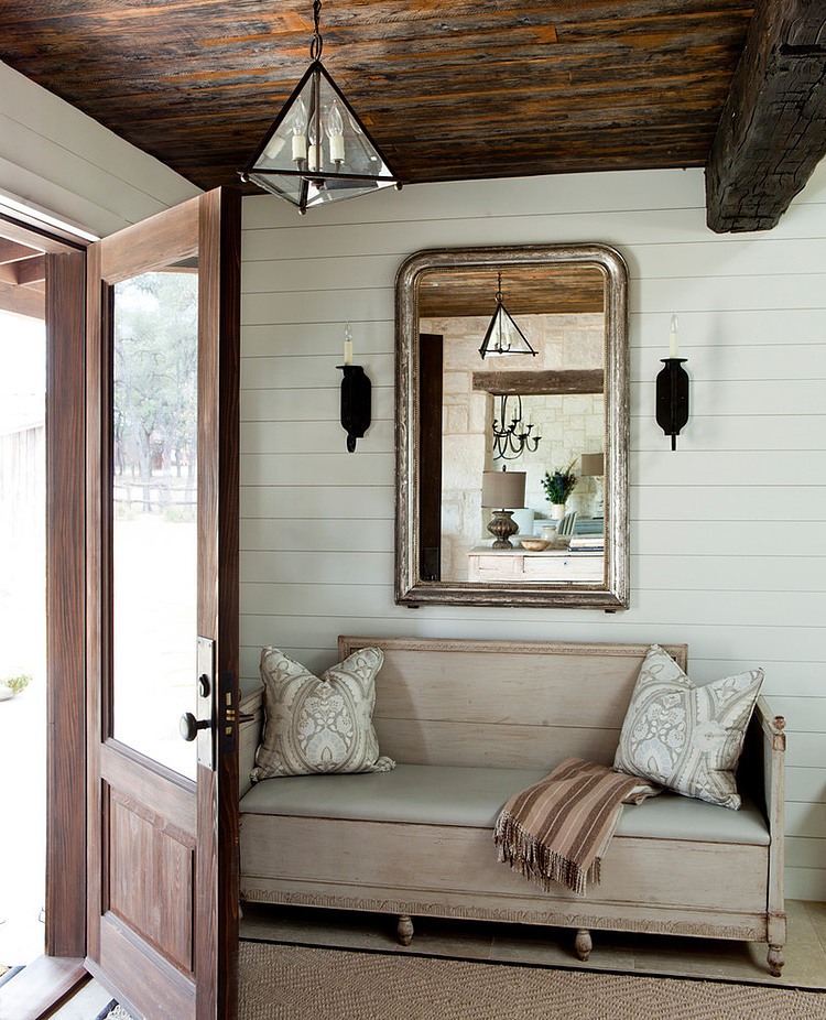Frio Family Retreat by Dalgleish Construction Company