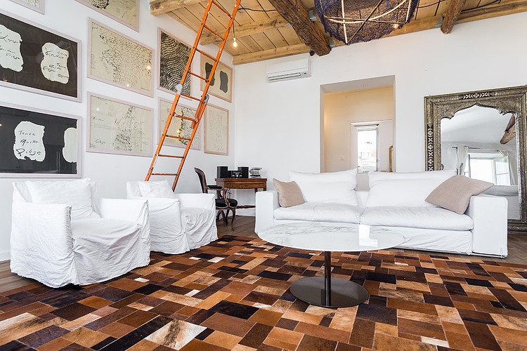 Contemporary Warehouse in France