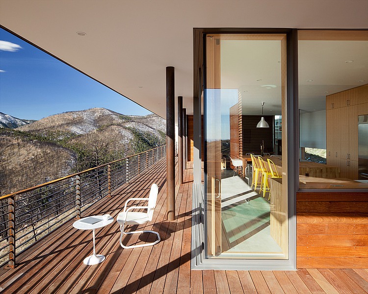 Sunshine Canyon Residence by THA Architecture