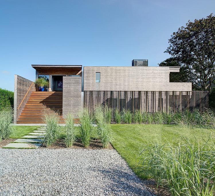 Far Pond Residence by Bates Masi Architects