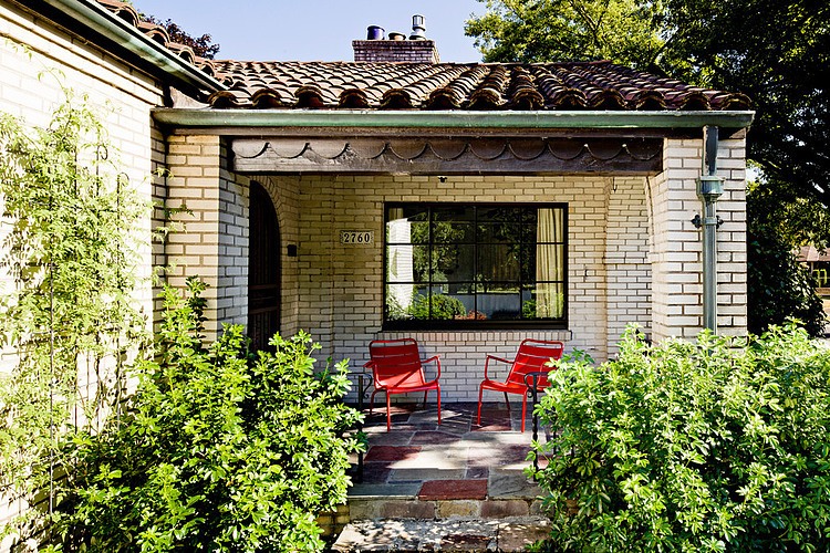 White Brick Residence by Jessica Helgerson
