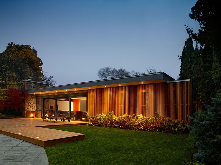 Pool House by +tongtong
