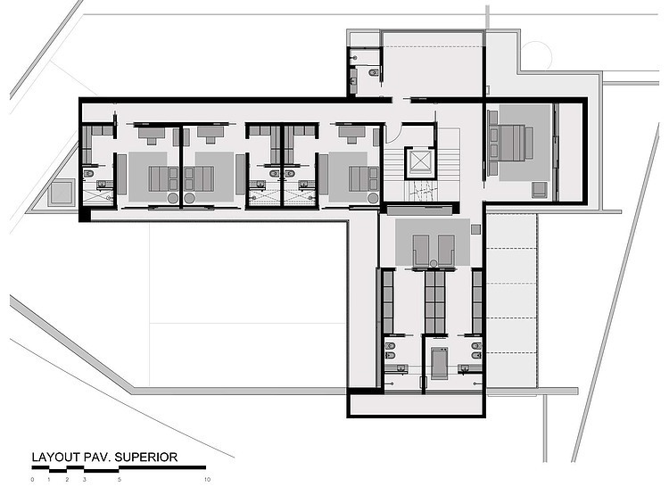 AH House by Studio Guilherme Torres
