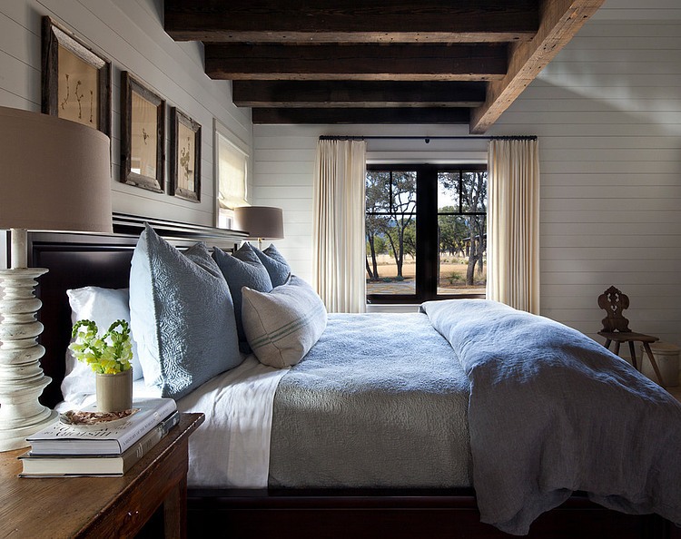Frio Family Retreat by Dalgleish Construction Company