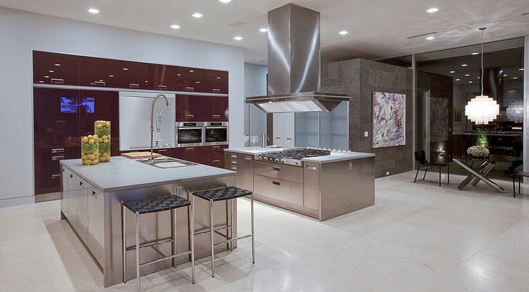 House in Beverly Hills by McClean Design