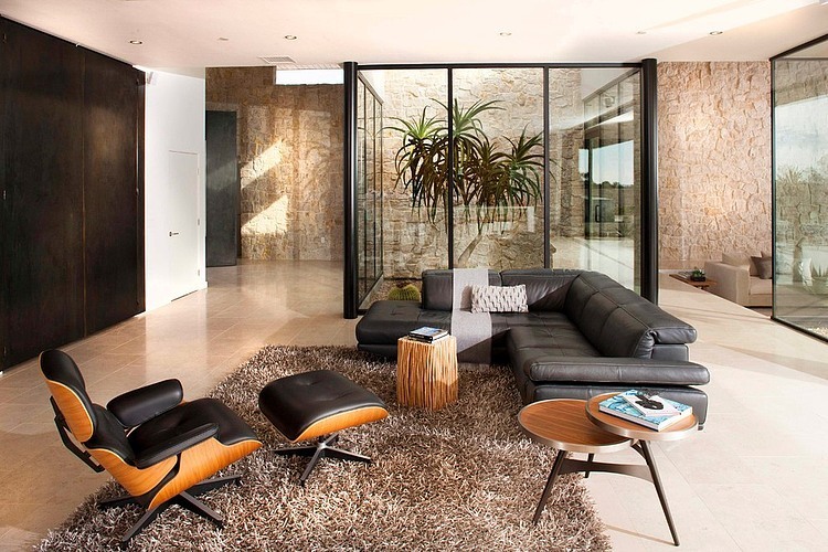 Lahaye Residence by Nakhshab Development and Design