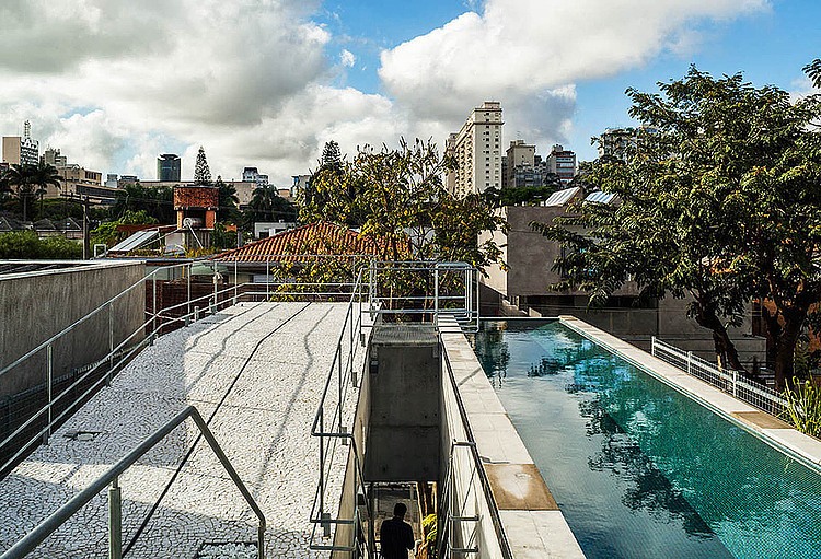 Weekend House by SPBR