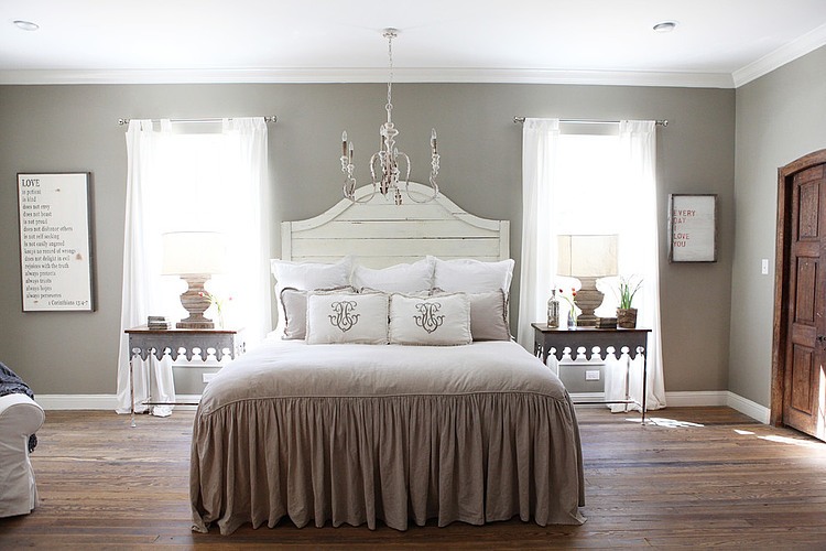 Farmhouse by Magnolia Homes