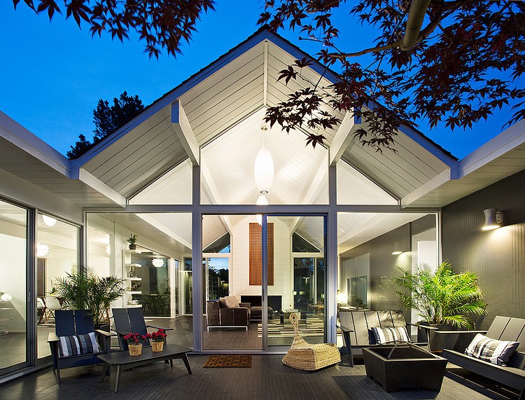 Double Eichler Remodel by Klopf Architecture