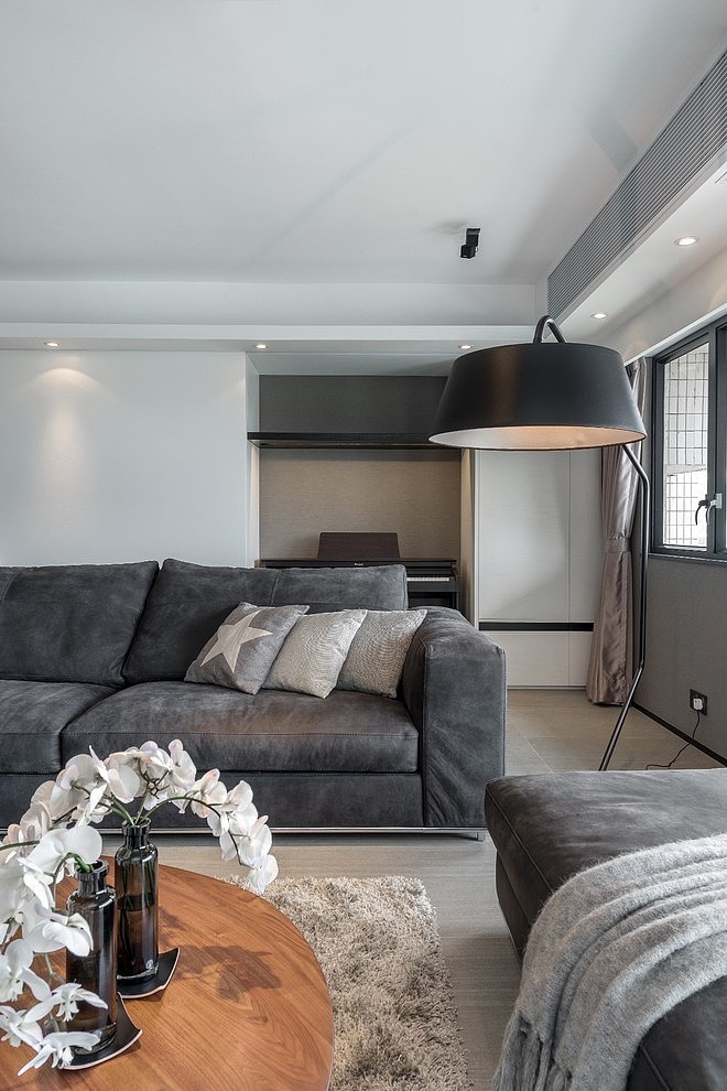 Tai Way Home by COMODO Interior & Furniture Design