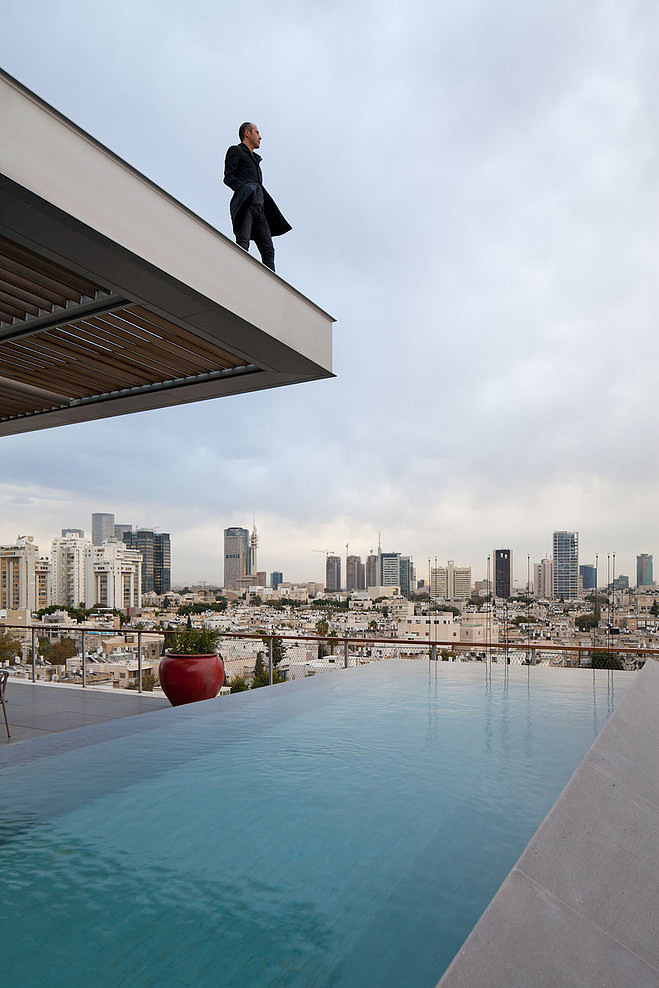 Antokolsky Penthouse by Pitsou Kedem Architects