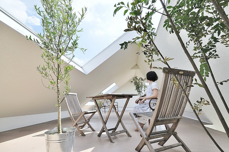 Montblanc House by Studio Velocity