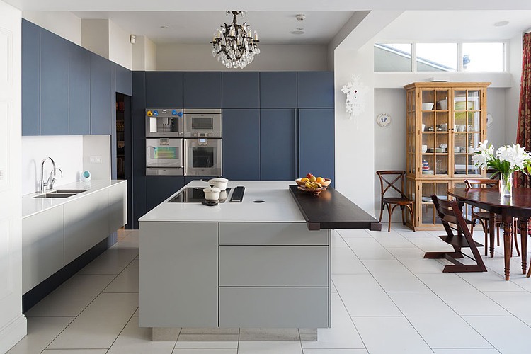 Shelgate Road House by Granit Chartered Architects