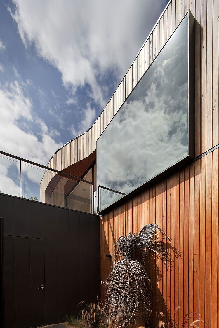 Kooyong Residence by Matt Gibson Architecture