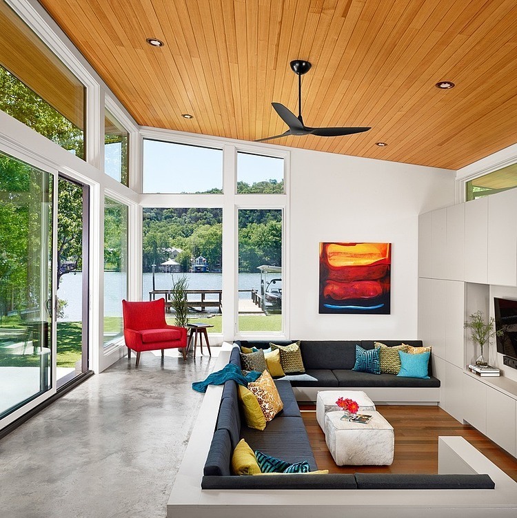 Ski Shores Lakehouse by Stuart Sampley Architect