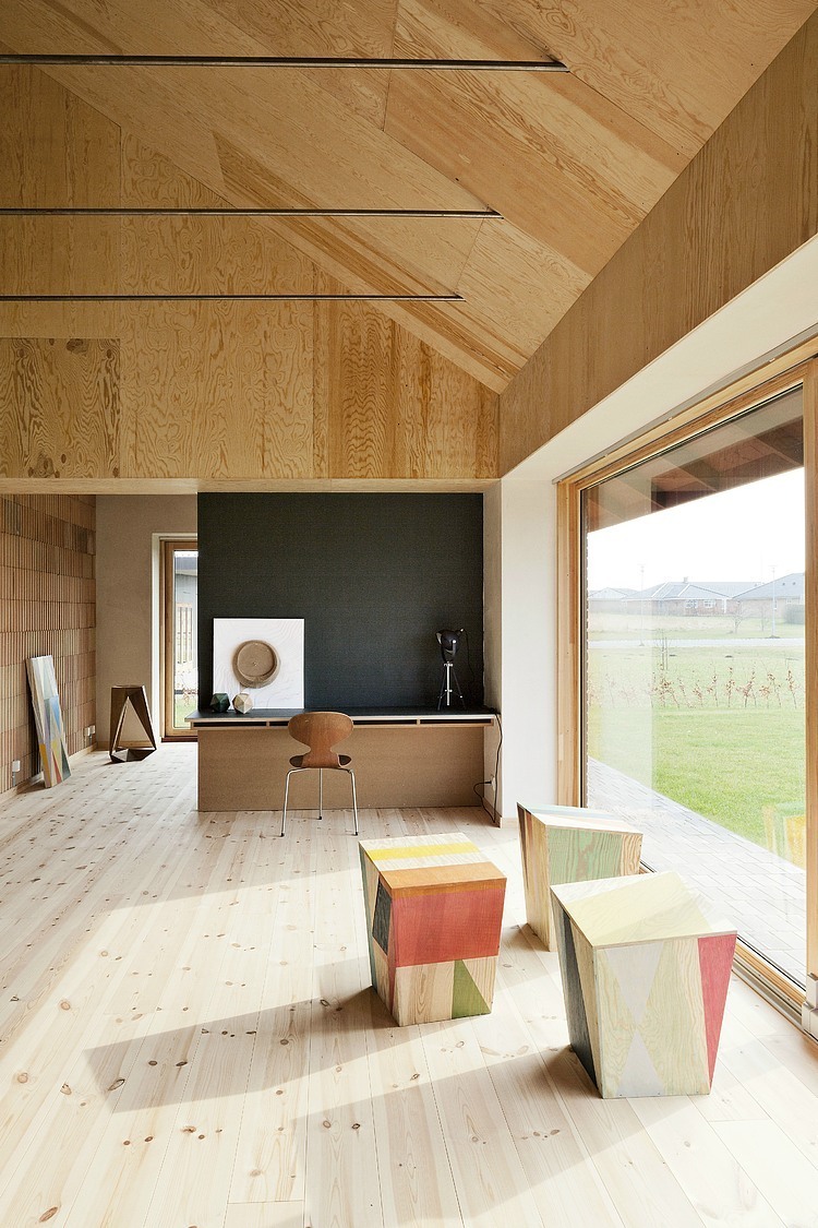 Brick House by Leth & Gory
