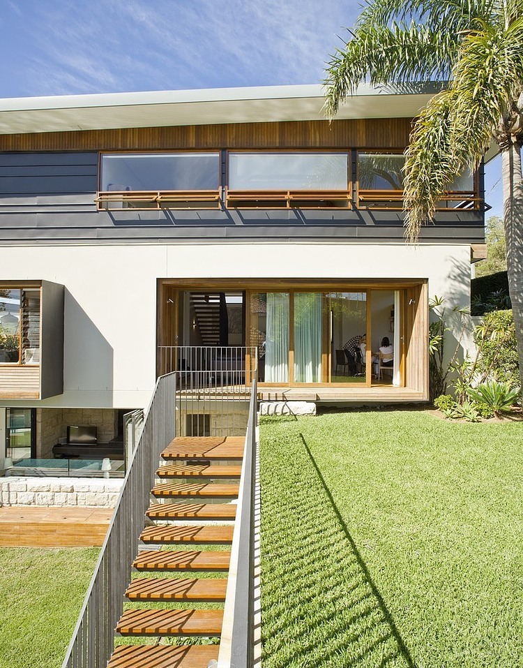 Middle Harbour House by Richard Cole Architecture