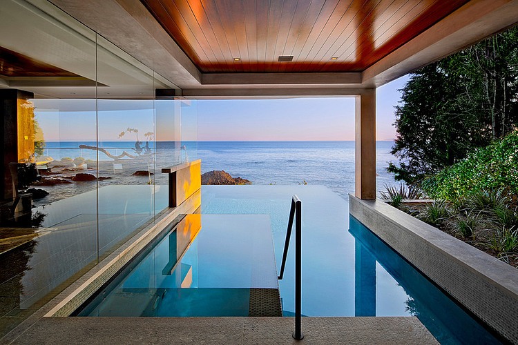 Woods Cove Home by Brion Jeannette Architecture