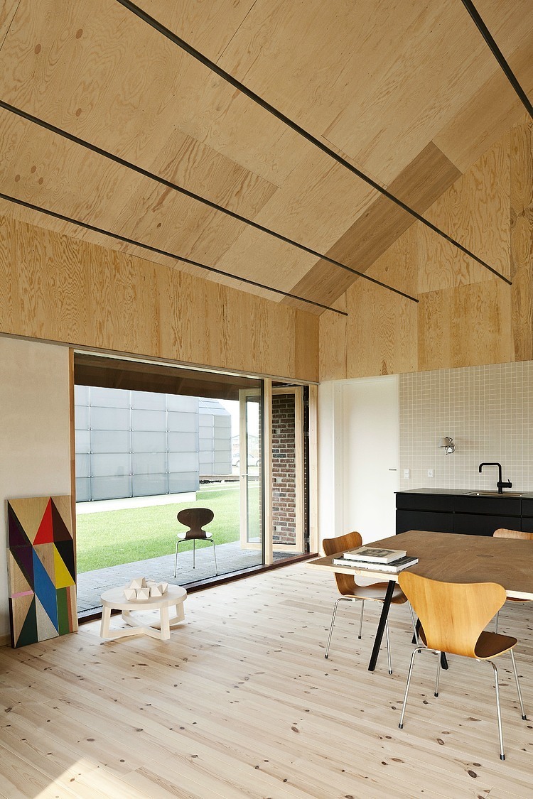 Brick House by Leth & Gory