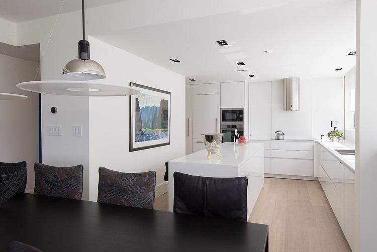 Vancouver Condo by Lee Luxford Architecture+Design