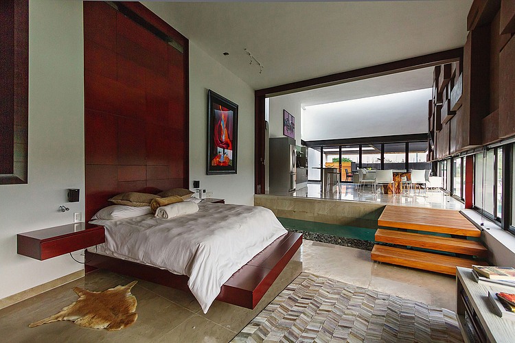 PL2 House by Seijo Peon Arquitectos y Asociados