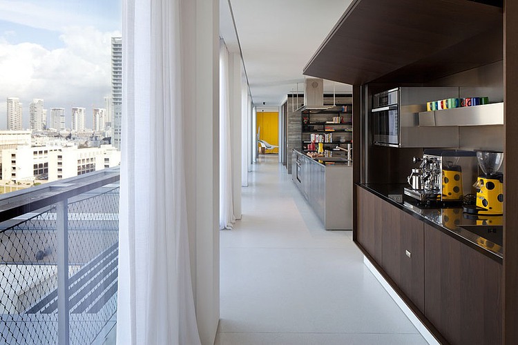Antokolsky Penthouse by Pitsou Kedem Architects