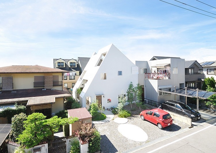 Montblanc House by Studio Velocity