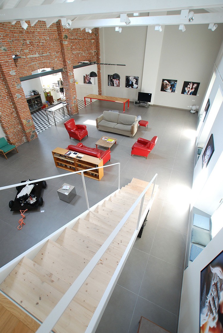 Open Art House by Leonardo Porcelli