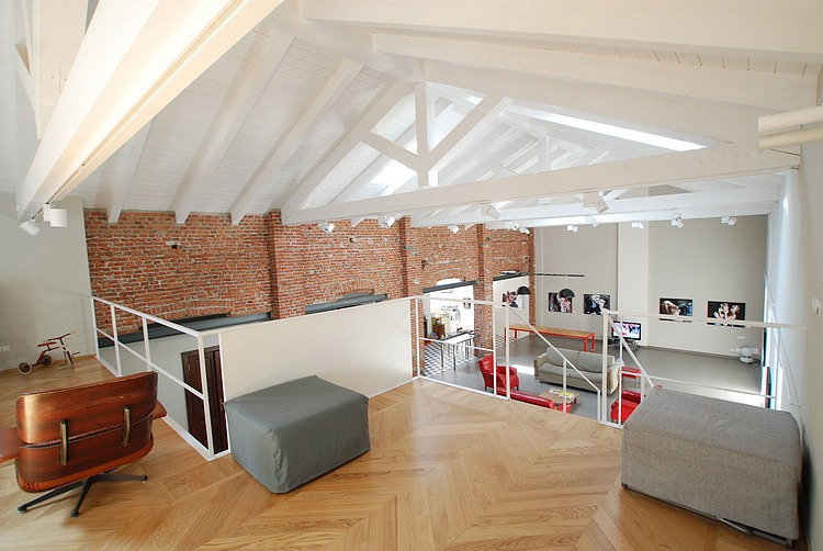 Open Art House by Leonardo Porcelli