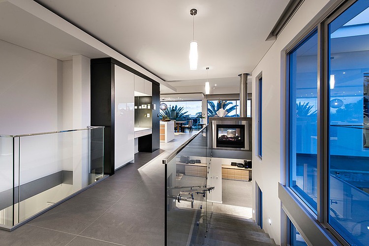 City Beach House by 4d designs