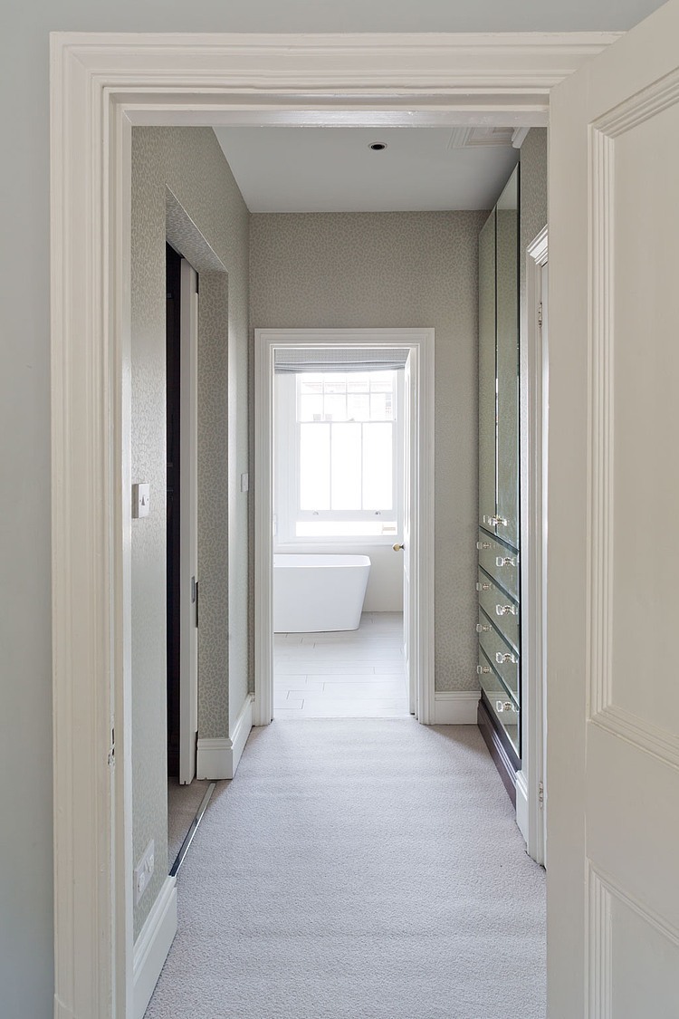 Shelgate Road House by Granit Chartered Architects