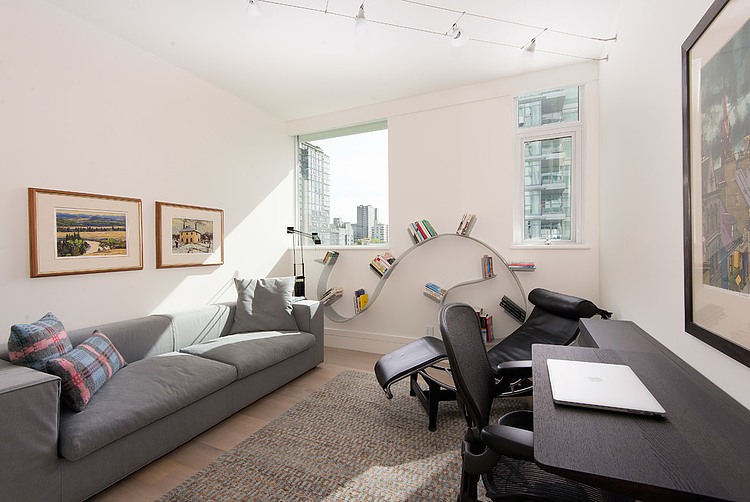 Vancouver Condo by Lee Luxford Architecture+Design