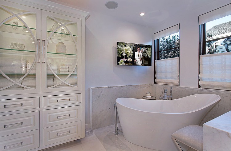 Chaisson Home by Cantoni Irvine