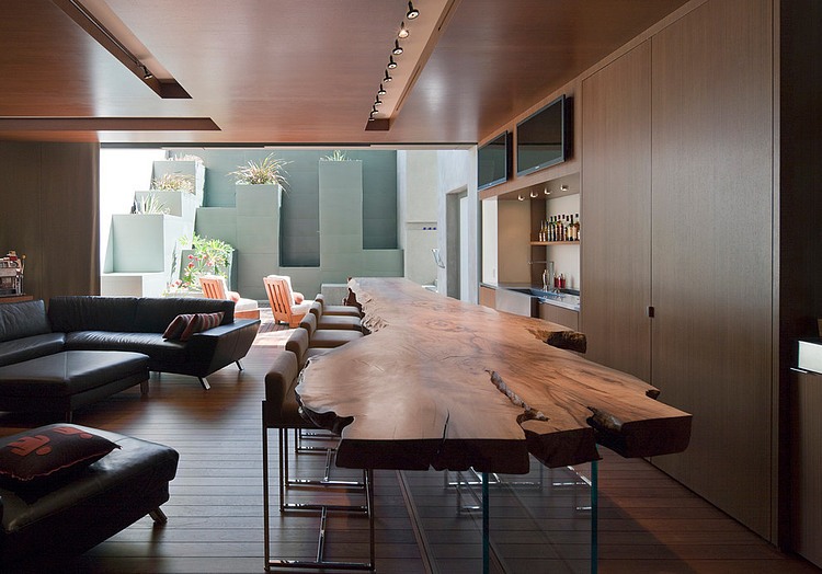 j2 by Assemblage Studio