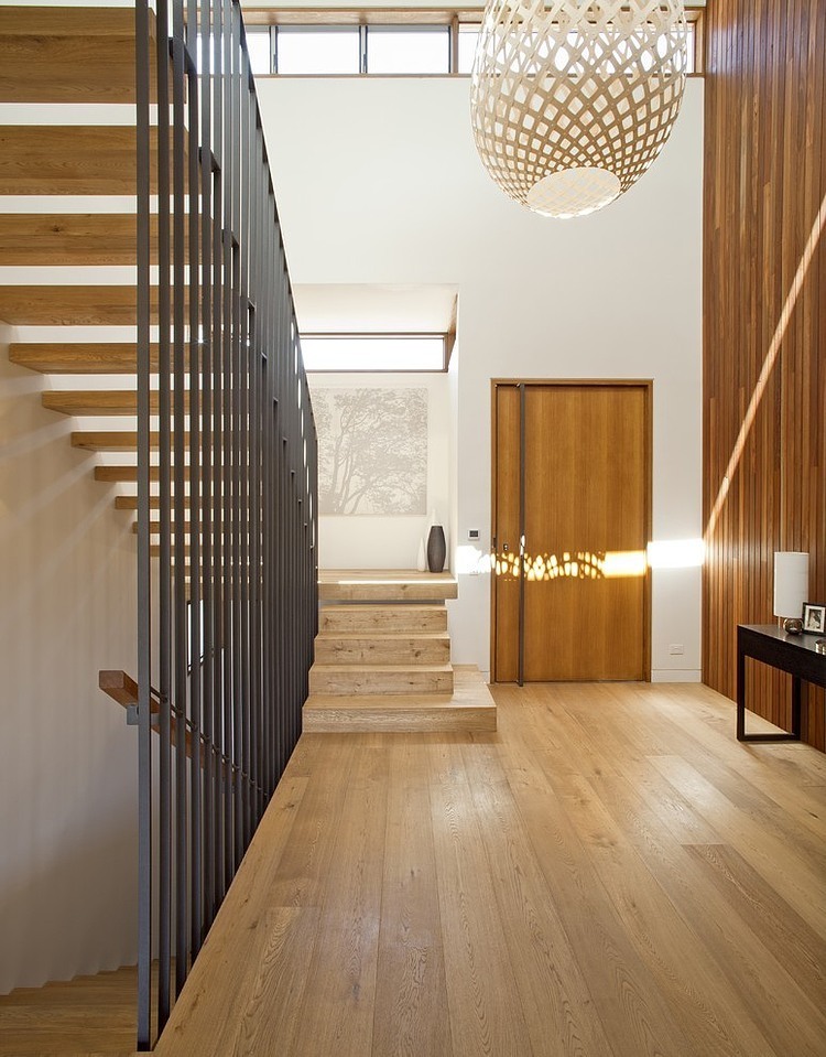 Middle Harbour House by Richard Cole Architecture