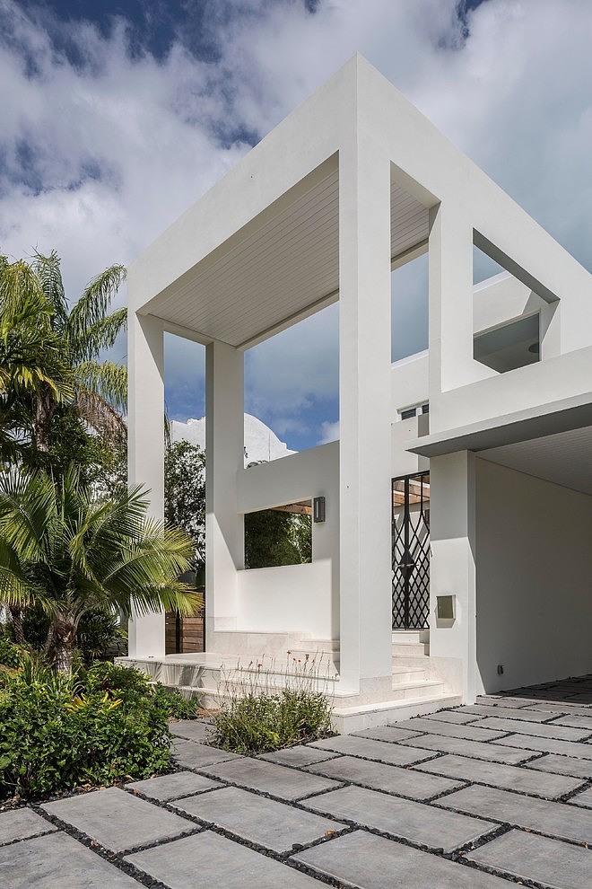 Royal Palm Residence by NC-office