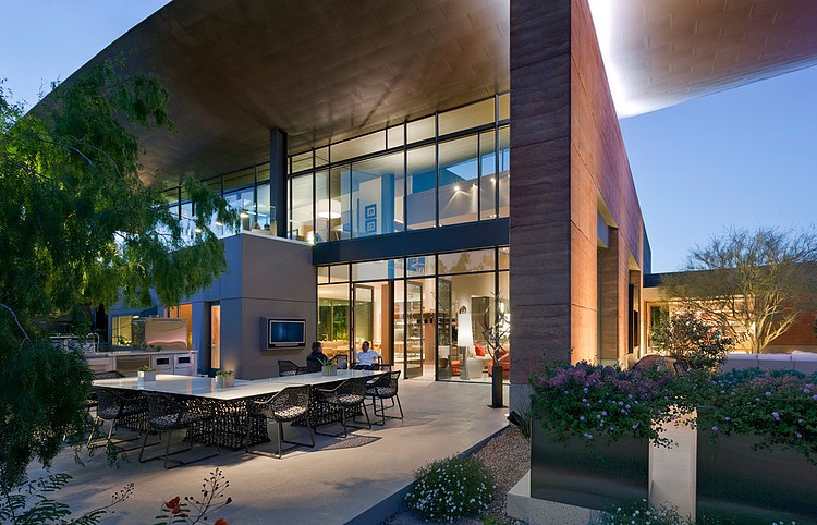j2 by Assemblage Studio