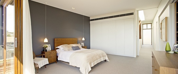 Middle Harbour House by Richard Cole Architecture