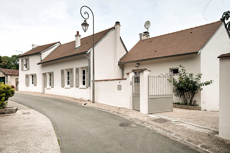 House in Vexin by JPDA
