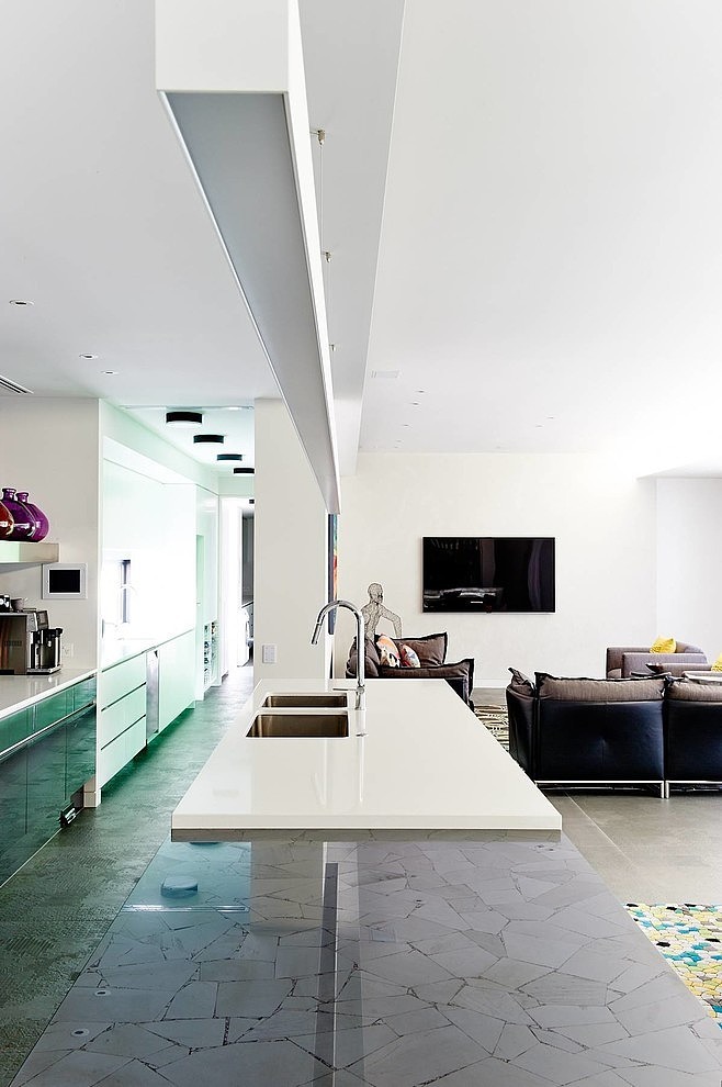 Modernist House by DSID