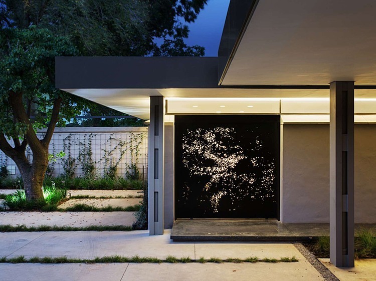 House 02 by Daffonchio & Associates Architects