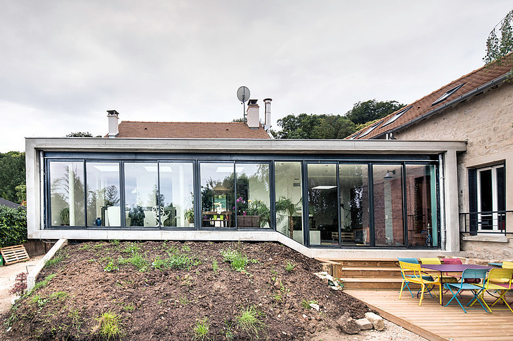 House in Vexin by JPDA