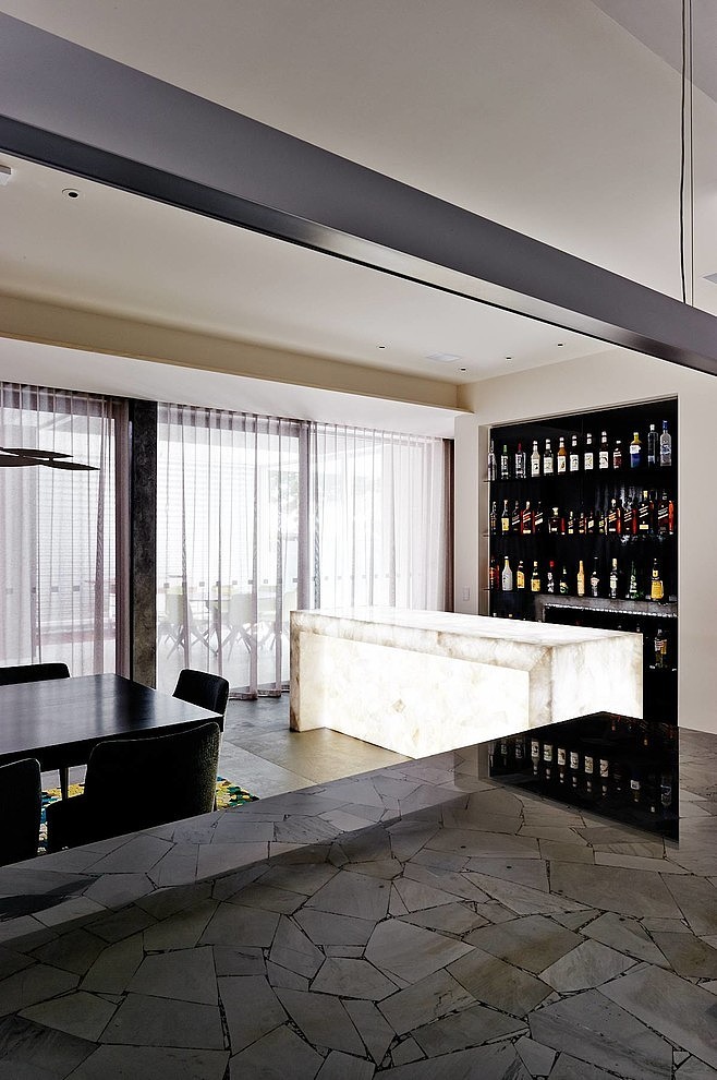 Modernist House by DSID