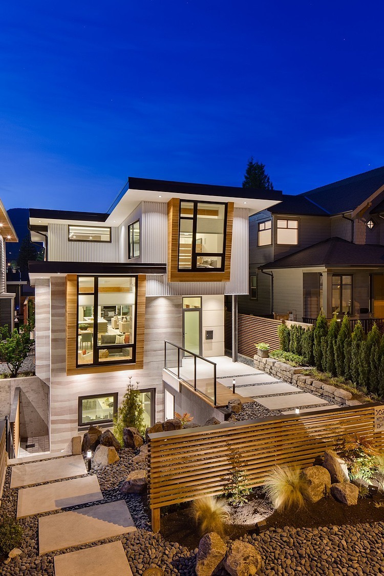 Midori Uchi Home by Naikoon Contracting & Kerschbaumer Design