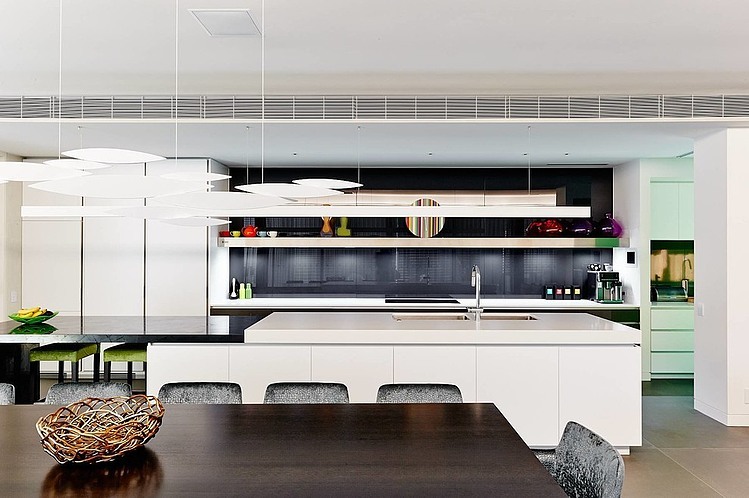 Modernist House by DSID