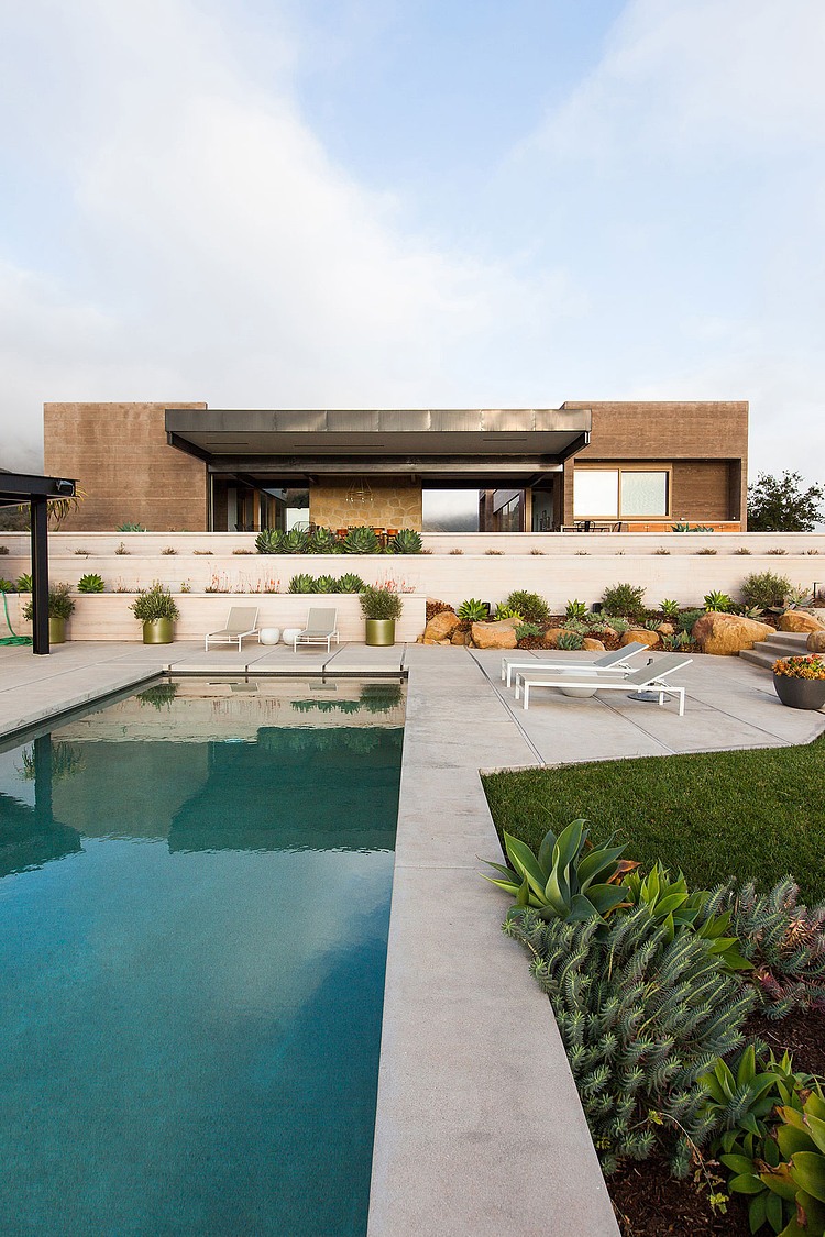 Toro Canyon Residence by Bestor Architecture